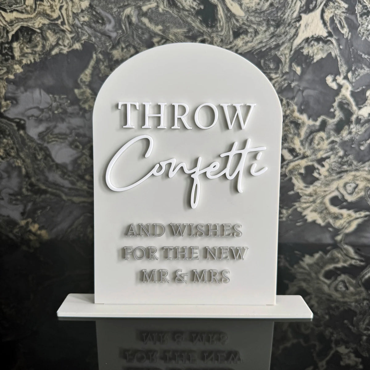 'Throw Confetti' Raised Letter Sign